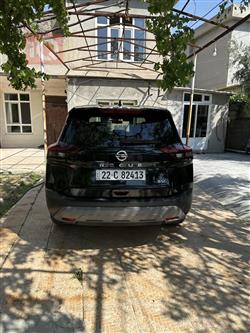 نیسان رۆگ